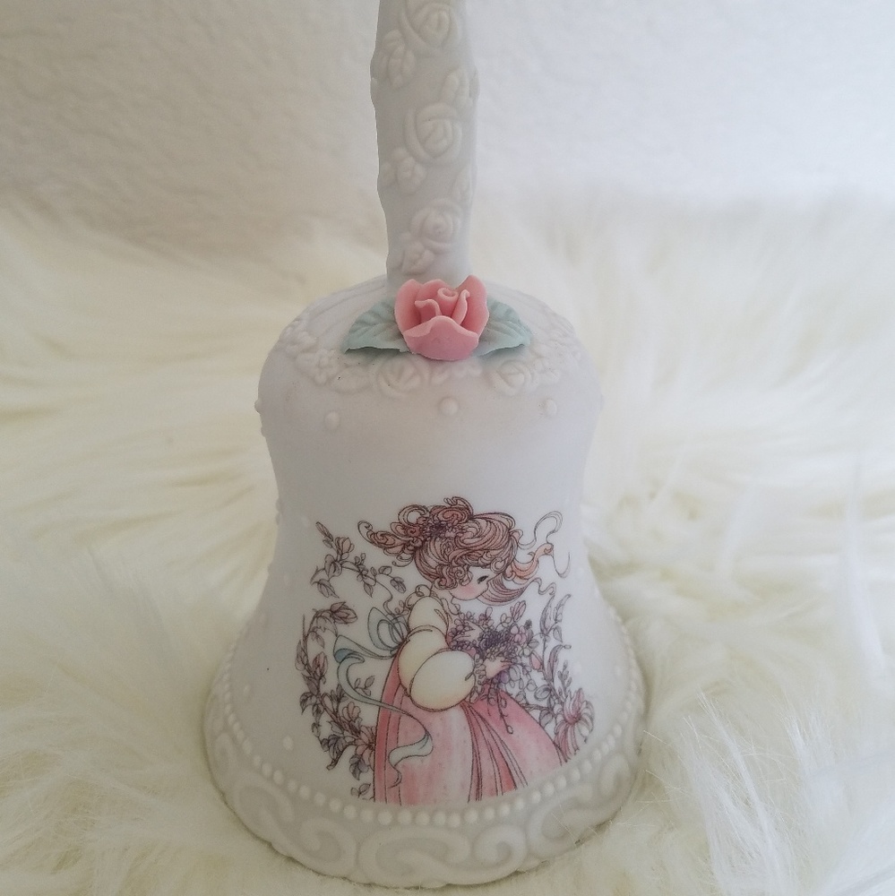 PRECIOUS MOMENTS BELL